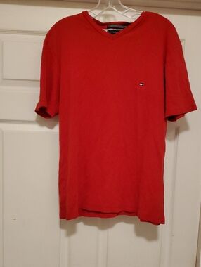 Tommy Hilfiger Men’s Red V-Neck Short Sleeve Tee with Logo